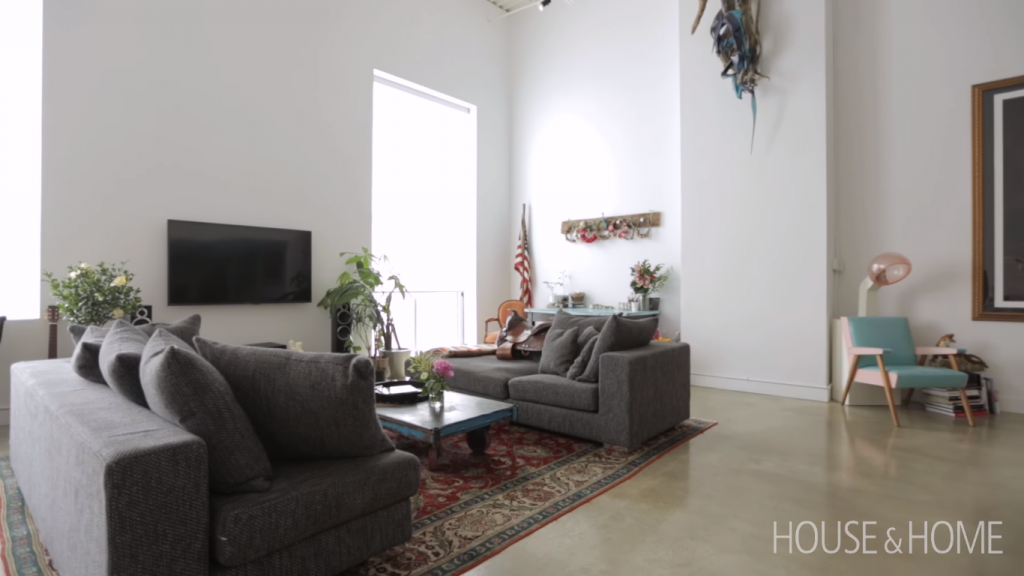 Interior Design — A Floral Designer’s Cool Creative Loft