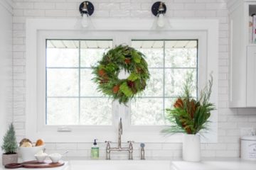 A Winter-White Home perfect for Holiday Entertaining